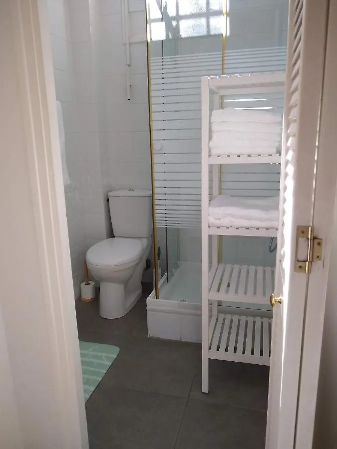 Les sablettes, Appartement atypique les pieds presque dans l'eau La Seyne-sur-Mer France